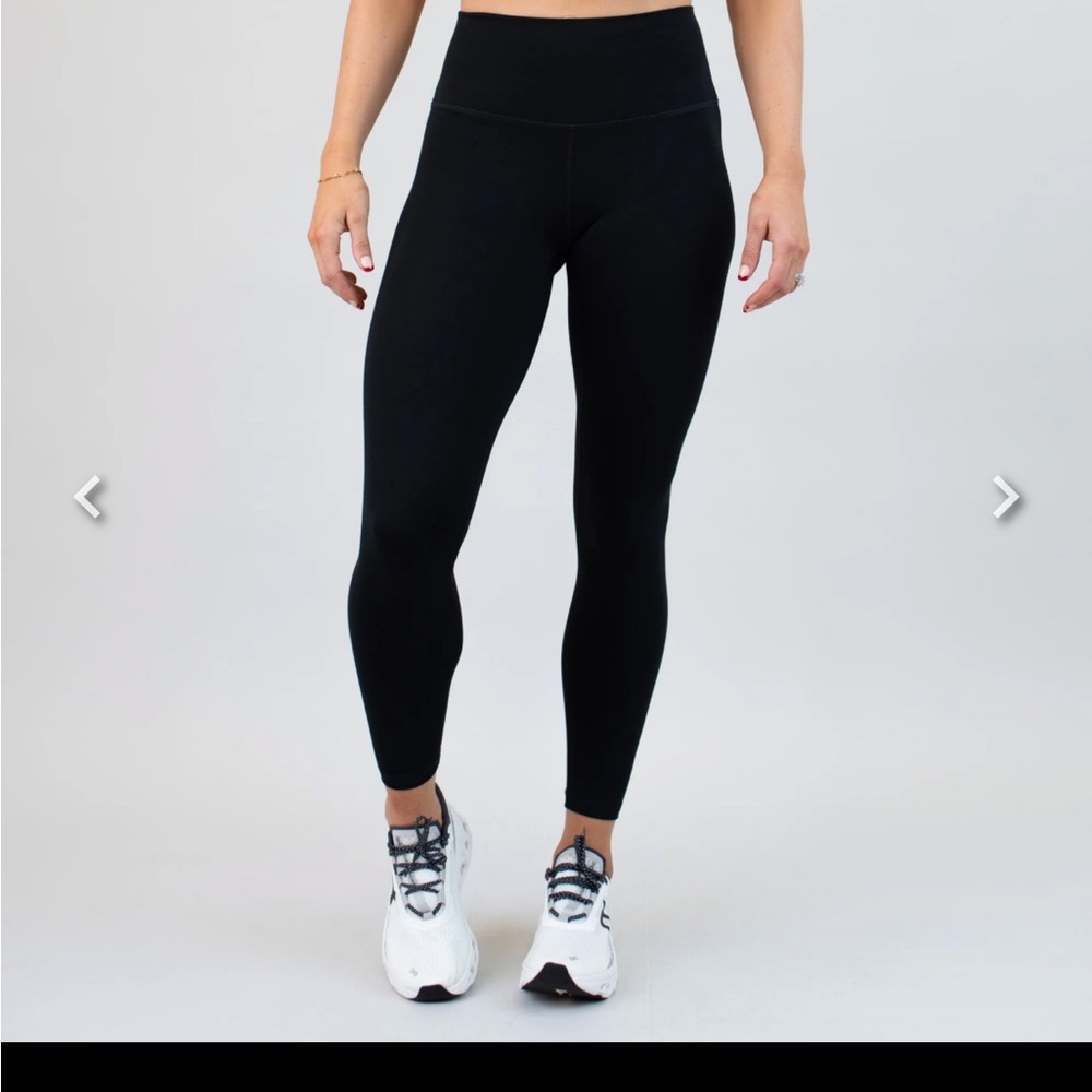 Fleo El Toro High Rise Black Leggings